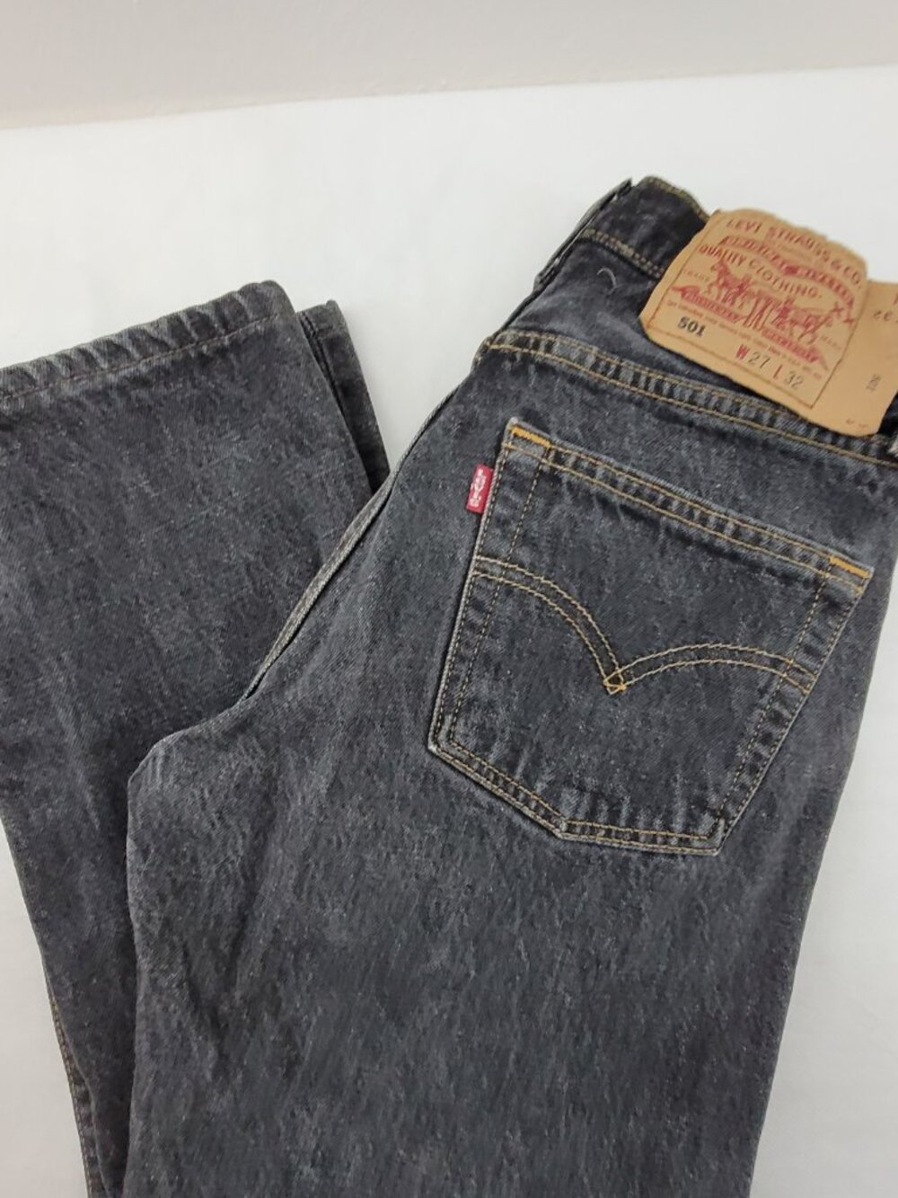 Rare Vintage Black 501 Levi’s Women's 27x32 Fits 25x26.5 USA Made Button Fly